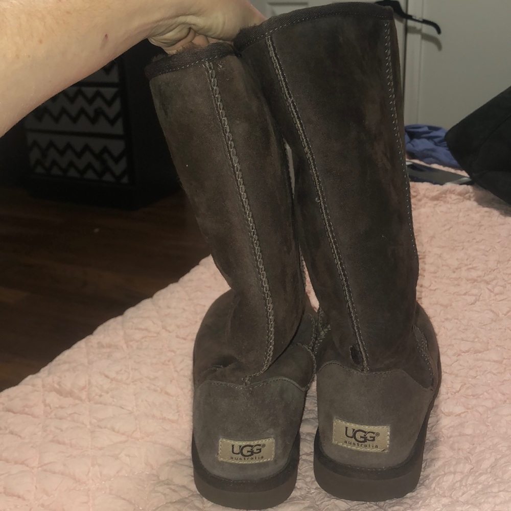 ugg boots - Picture 3 of 3
